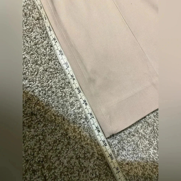 NWOT Everlane The Wide Leg Structure Pant Limited Release in Career Tan - Size 4 - Picture 8 of 8